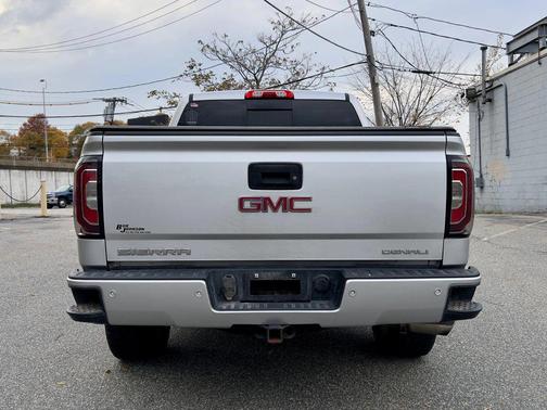 2018 GMC Sierra 1500 Denali