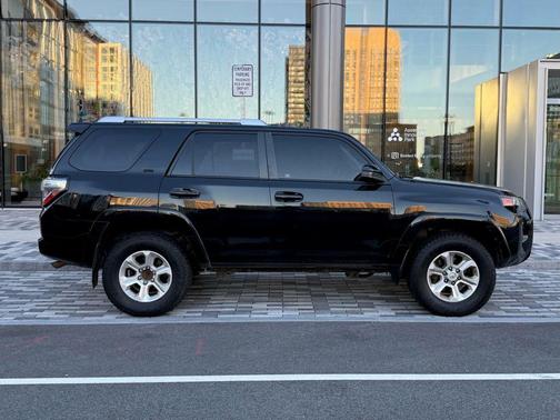 2015 Toyota 4Runner SR5