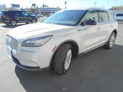 2022 Lincoln Corsair Standard