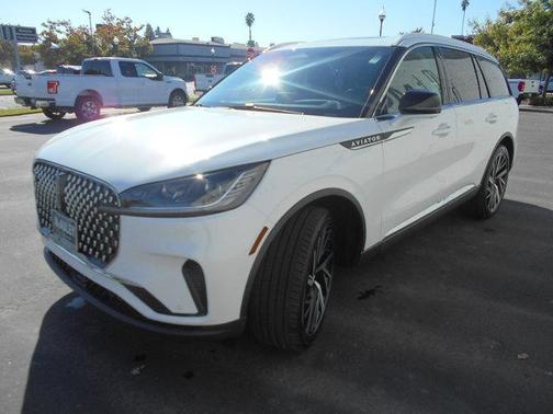 2025 Lincoln Aviator Reserve AWD