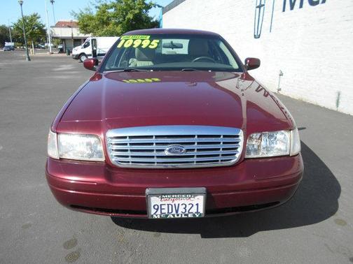 2011 Ford Crown Victoria LX