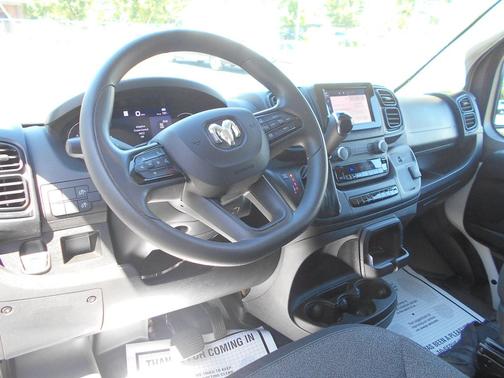 Bright White Clearcoat 2025 RAM ProMaster 2500 Tradesman