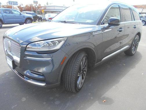 2023 Lincoln Aviator Reserve AWD