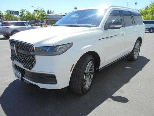 2025 Lincoln Navigator Reserve