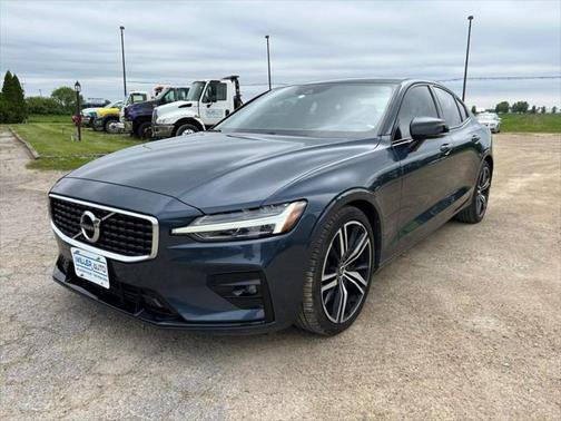 2020 Volvo S60 T6 R-Design