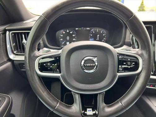 2020 Volvo S60 T6 R-Design