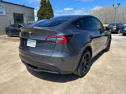 2021 Tesla Model Y Long Range Dual Motor All-Wheel Drive