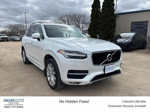 2017 Volvo XC90 T6 Momentum