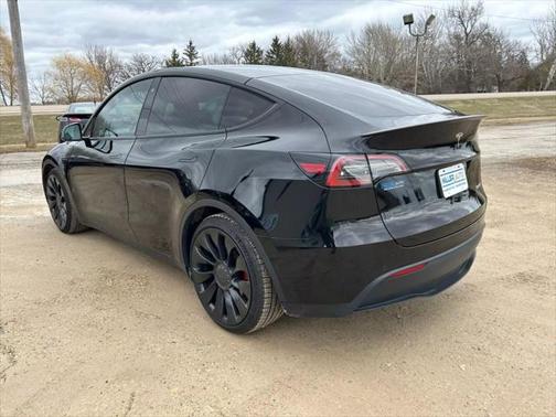2022 Tesla Model Y Performance Dual Motor All-Wheel Drive