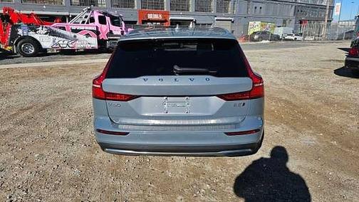 2024 Volvo V60 Cross Country Ultimate