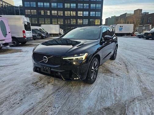 2026 Volvo XC60 Core