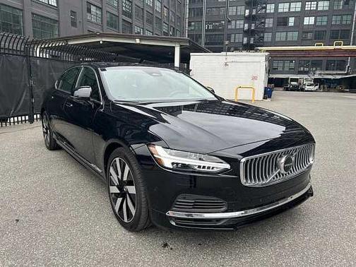 2025 Volvo S90 Plus