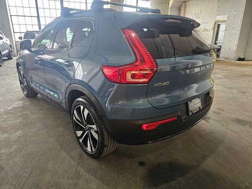 Fjord Blue 2023 Volvo XC40 Plus