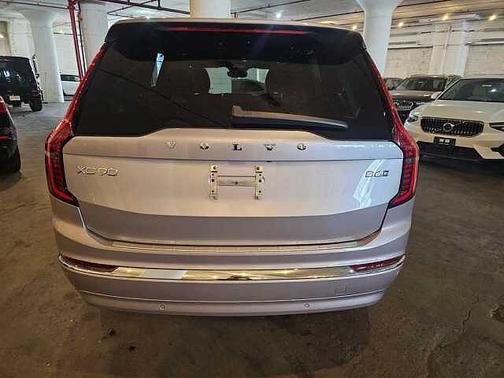 Aurora Silver 2026 Volvo XC90 Plus