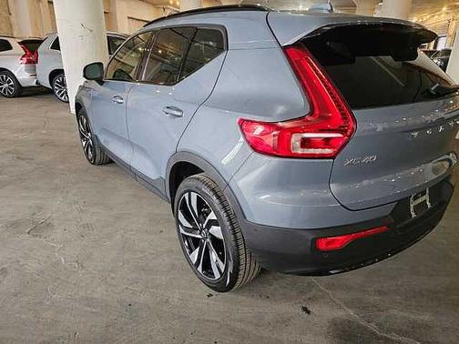 Thunder Grey 2023 Volvo XC40 Ultimate