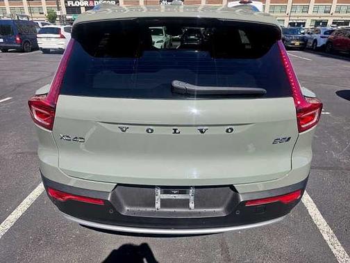 Sage Green 2024 Volvo XC40 Plus