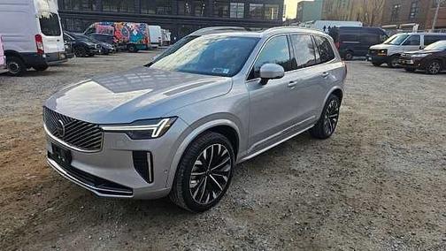 2025 Volvo XC90 Plus