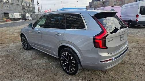 2025 Volvo XC90 Plus
