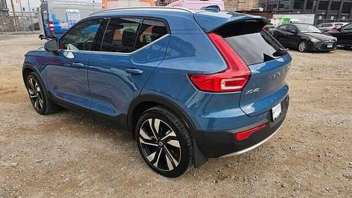 2025 Volvo XC40 Ultra