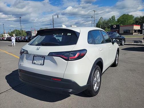 2024 Honda HR-V LX
