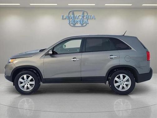 2012 Kia Sorento LX