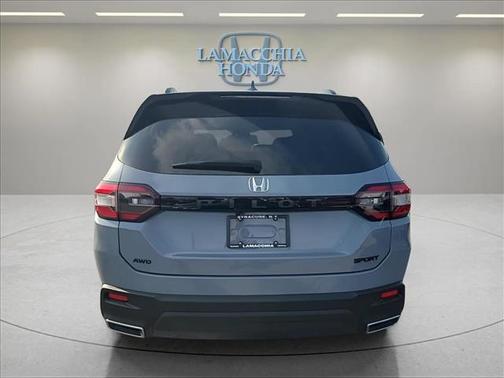Sonic Gray Pearl 2024 Honda Pilot Sport