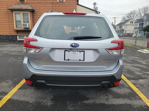 2019 Subaru Forester Base