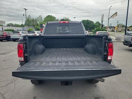 Granite Crystal Metallic Clearcoat 2017 RAM 2500 SLT Crew Cab 4x4 6'4' Box