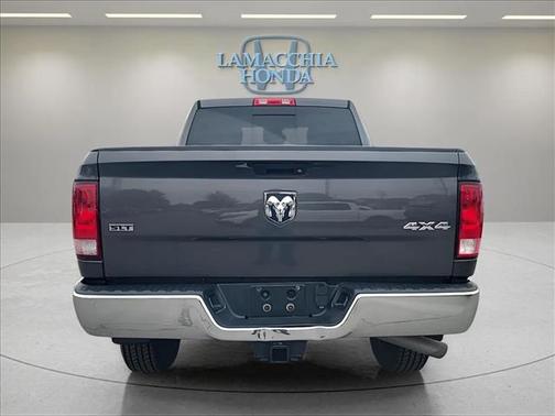 Granite Crystal Metallic Clearcoat 2017 RAM 2500 SLT Crew Cab 4x4 6'4' Box