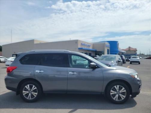 2019 Nissan Pathfinder S