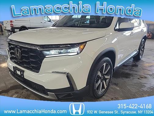 2024 Honda Pilot Touring 8-Passenger