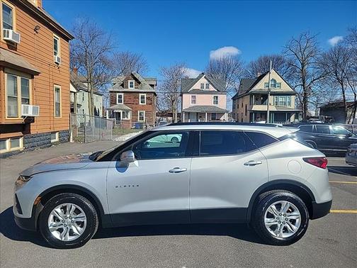Silver Ice Metallic 2019 Chevrolet Blazer 2LT
