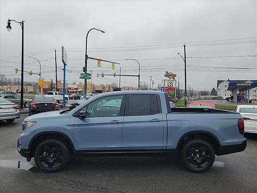 Sonic Gray Pearl 2025 Honda Ridgeline Black