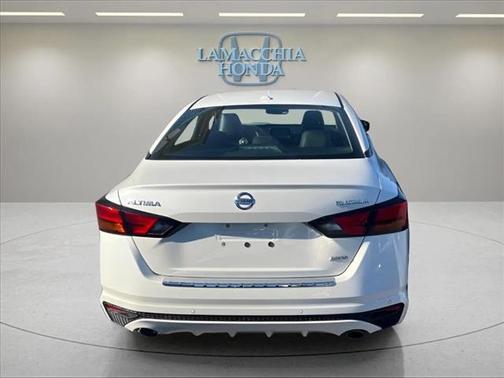 2021 Nissan Altima Platinum Intelligent AWD