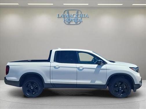 2023 Honda Ridgeline Black