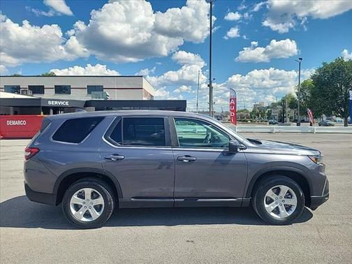 2023 Honda Pilot AWD LX