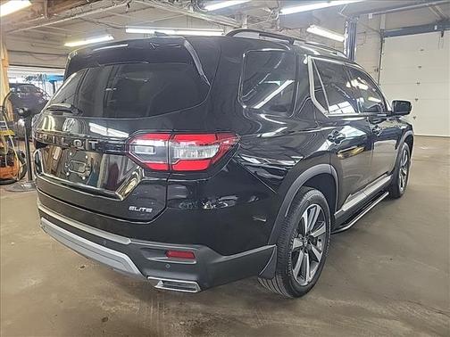 2024 Honda Pilot Elite