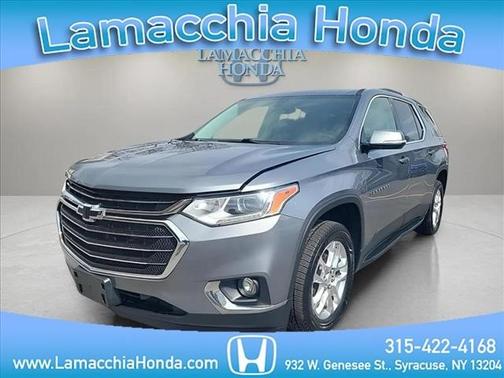 Satin Steel 2018 Chevrolet Traverse LT Cloth