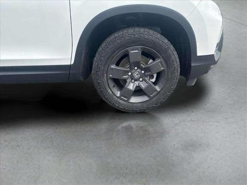Platinum White Pearl 2026 Honda Ridgeline TrailSport