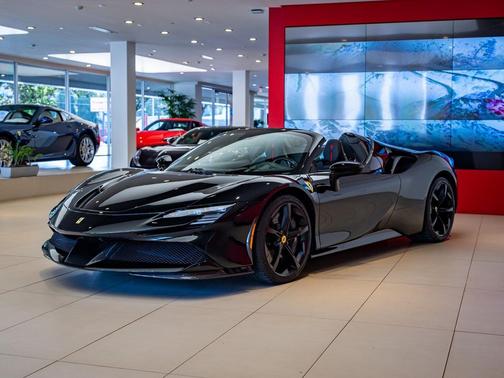 2025 Ferrari SF90 Spider Base