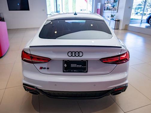 2022 Audi RS 5 2.9T