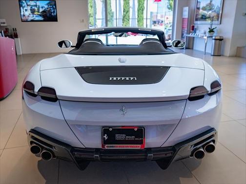 2024 Ferrari Roma Spider