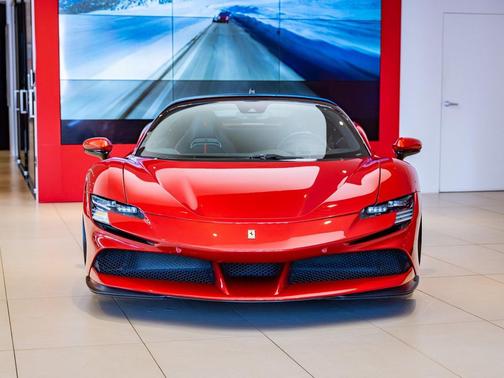 2021 Ferrari SF90 Stradale Base