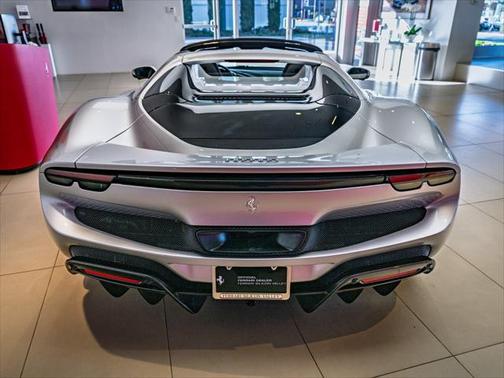 2024 Ferrari 296 GTS Base