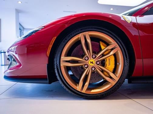 2025 Ferrari 296 GTS 