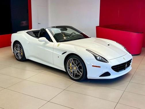 2015 Ferrari California T