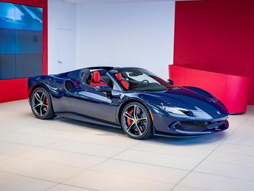 2025 Ferrari 296 GTS 