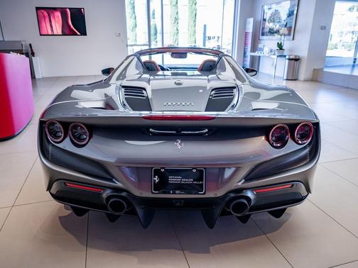 2021 Ferrari F8 Spider Base