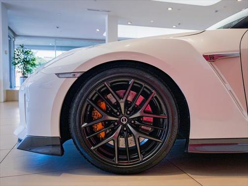 2017 Nissan GT-R Premium