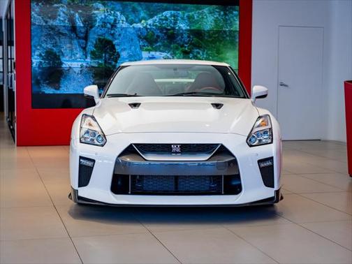 2017 Nissan GT-R Premium